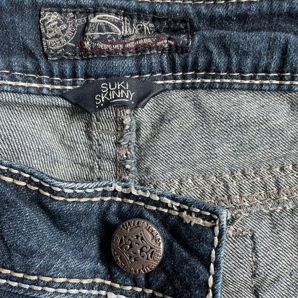 Silver Suki Skinny Low Rise Jeans - Picture 4 of 4